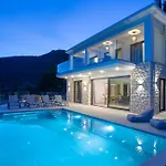 Вилла Oriens Neochori (Lefkada)